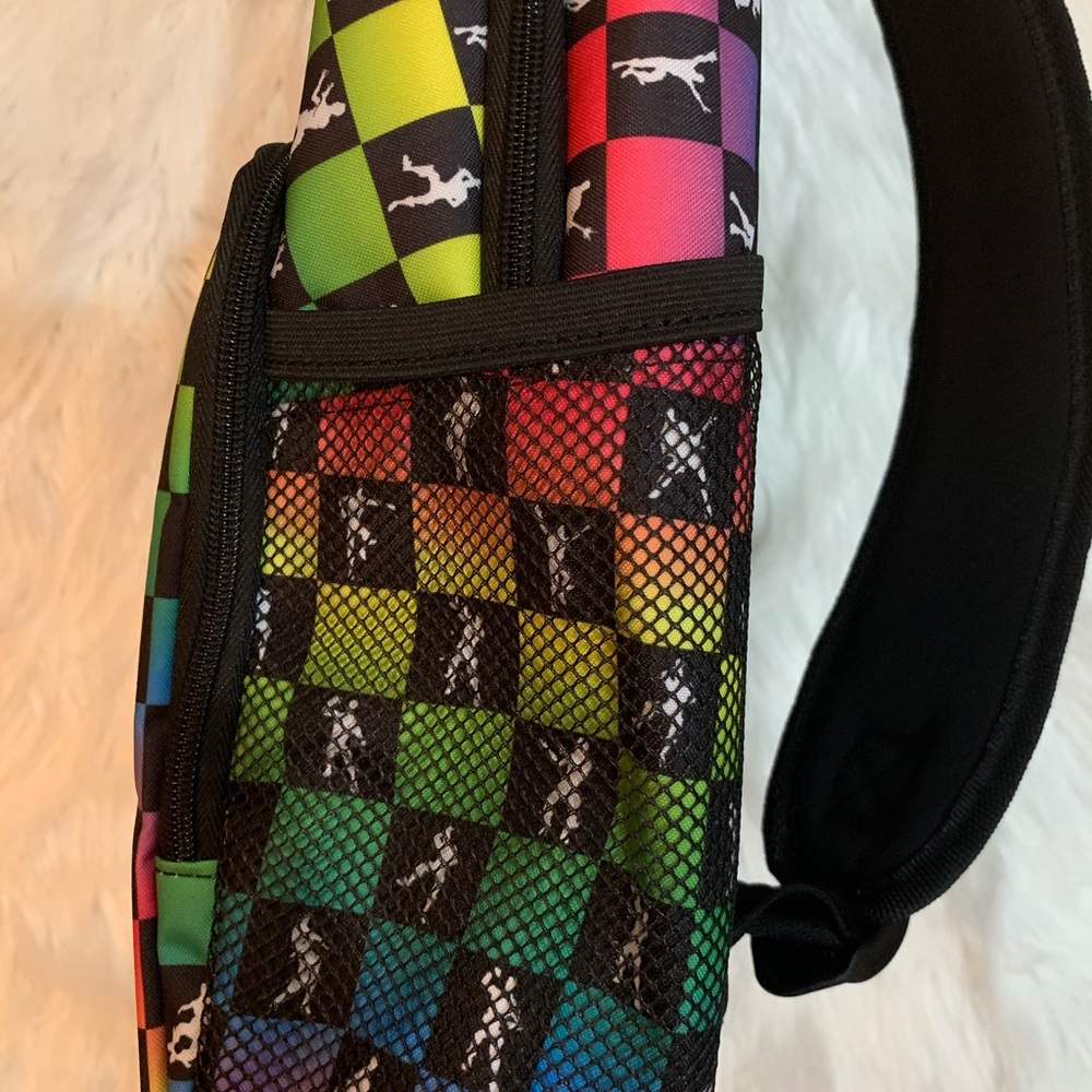 Backpack - Picture 3 of 5